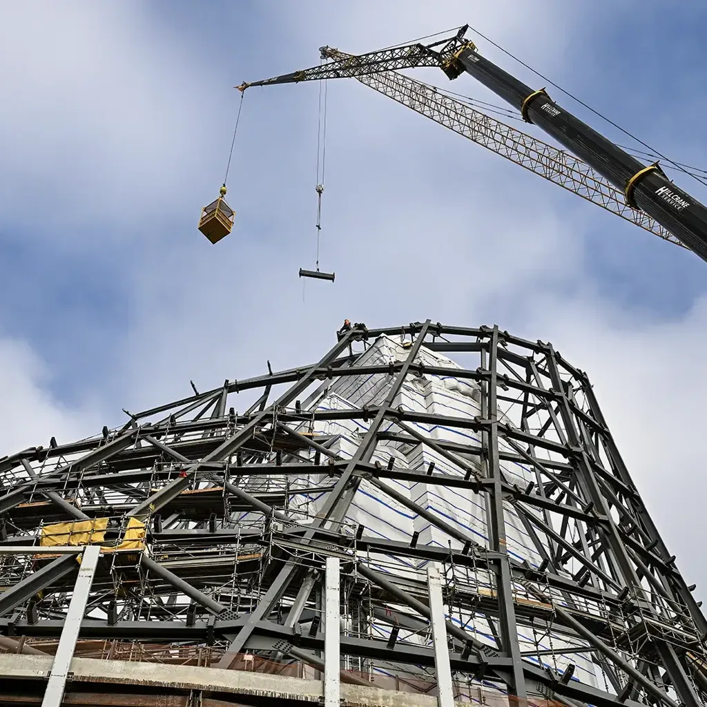 Construction works at California Science Center